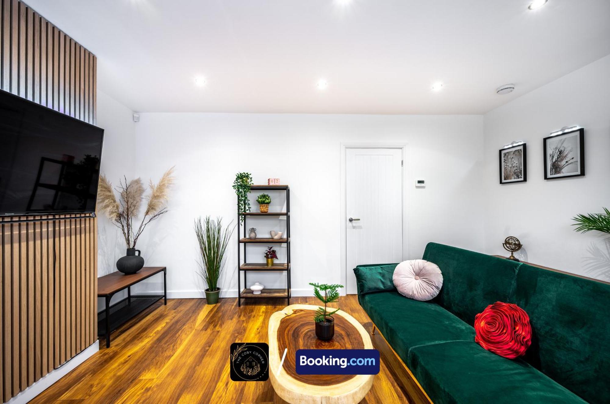 Cosy 3-Bed House, Garden & Free Parking In Stretford Apartment Manchester Ngoại thất bức ảnh